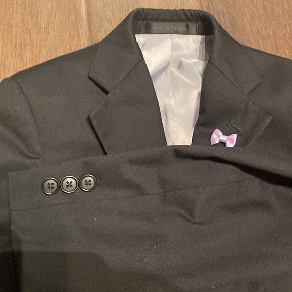 Michael Kors Boys Blazer size 8, black with lilac bow - Picture 4 of 8